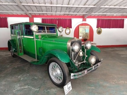 Auto World Vintage Car Museum